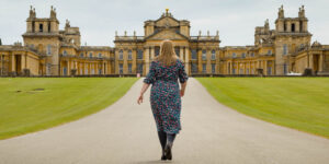 Hannah walking towards Blenheim Palace.